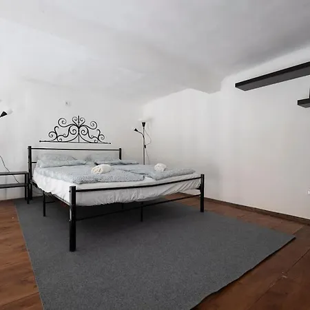 Little Dream Budapešť